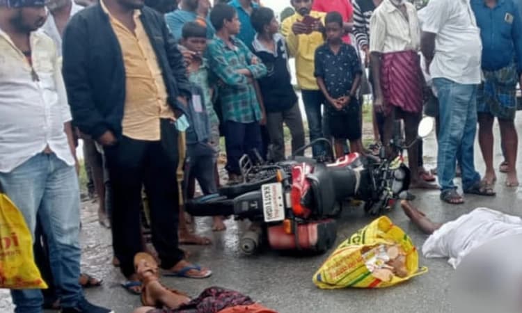 ಸರ್ಕಾರಿ ಬಸ್ ಗೆ ಬೈಕ್ ಢಿಕ್ಕಿ: ಸ್ಥಳದಲ್ಲೇ ಇಬ್ಬರು ಸಾವು