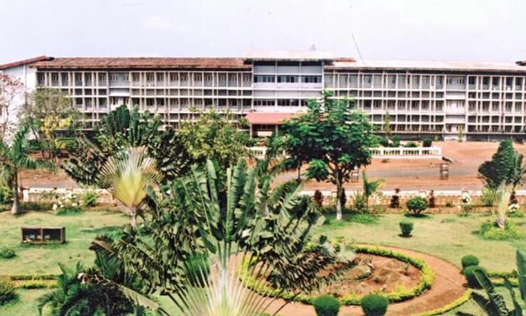 ಮಂಗಳೂರು ವಿಶ್ವವಿದ್ಯಾನಿಲಯ : ತುರ್ತಾಗಿ ಫಲಿತಾಂಶ ನೀಡಲು “ಆದ್ಯತೆ ಪರೀಕ್ಷೆ’ ಸೂತ್ರ!