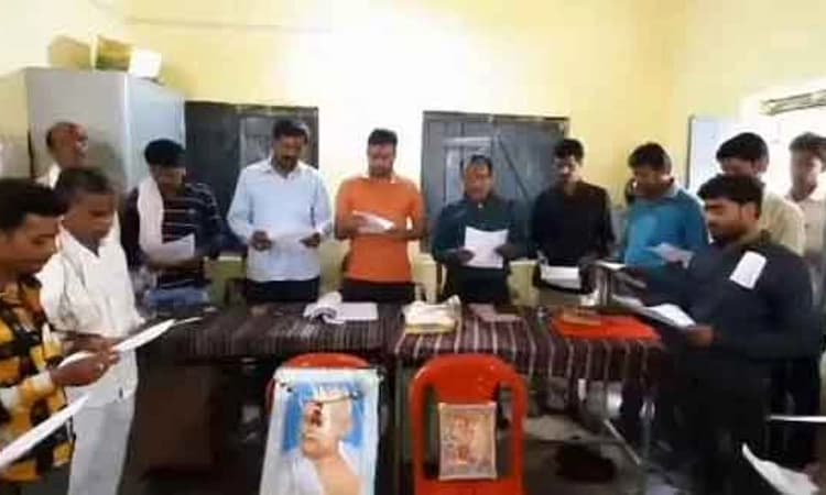 ಗ್ರಾ.ಪಂ ಚುನಾವಣೆಯಲ್ಲಿ ಮಹಿಳೆಯರ ಗೆಲುವು, ಪ್ರಮಾಣವಚನ ಸ್ವೀಕರಿಸಿದ್ದು ಪತಿ ಮಹಾಶಯರು!