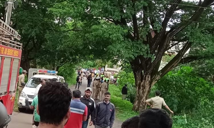 ಬೆಳಗಾವಿ ನಗರದಲ್ಲಿ ಚಿರತೆ ದಾಳಿಗೆ ಬೆಚ್ಚಿದ ಜನ; ಮನೆಯಿಂದ ಹೊರಬರದಂತೆ ಸೂಚನೆ