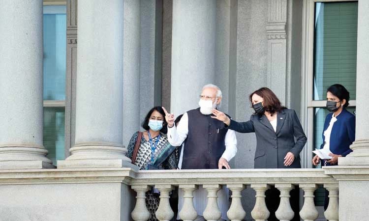 ಉಗ್ರರ ವಿರುದ್ಧ ಕ್ರಮ ಕೈಗೊಳ್ಳಿ : ಪಾಕ್‌ಗೆ ಕಮಲಾ  ತಾಕೀತು