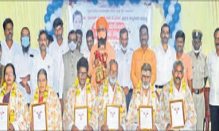 ಜ್ಞಾನದಿಂದ ವಿನಯ ಅಮೃತಕ್ಕೆ ಸಮಾನ: ಬಸವರಾಜ ಜಿಳ್ಳೆ