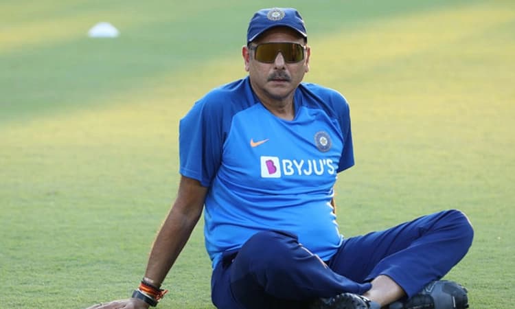 ಕೋಚ್ ರವಿ ಶಾಸ್ತ್ರೀಗೆ ಕೋವಿಡ್ ಪಾಸಿಟಿವ್: ಶಾಸ್ತ್ರೀ ಸೇರಿ ನಾಲ್ಕು ಮಂದಿ ಐಸೋಲೇಶನ್ ಗೆ