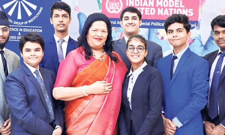 “ಮಕ್ಕಳ ಭವಿಷ್ಯ ರೂಪಿಸುವಲ್ಲಿ ಶಿಕ್ಷಕರ ಪಾತ್ರ ಪ್ರಮುಖ’