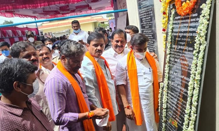 ರಾಜ್ಯಕ್ಕೆ1 ಕೋಟಿ ಕೋವಿಡ್‌ ಲಸಿಕೆ ನೀಡಲು ಕೋರಿಕೆ