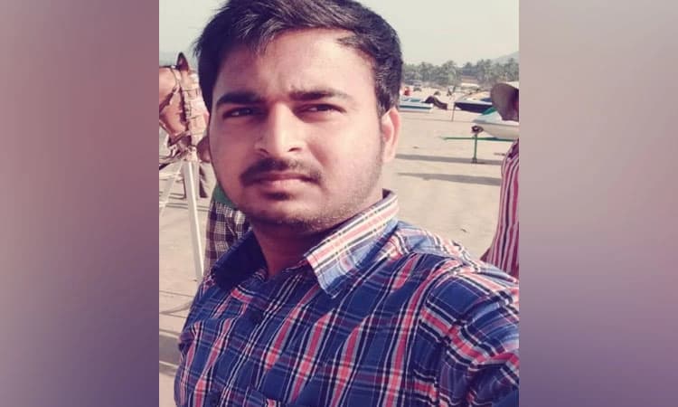 ವರ್ಕ್ ಫ್ರಂ ಹೋಮ್ ನಲ್ಲಿದ್ದ ಉದ್ಯೋಗಿ ನೇಣಿಗೆ ಶರಣು