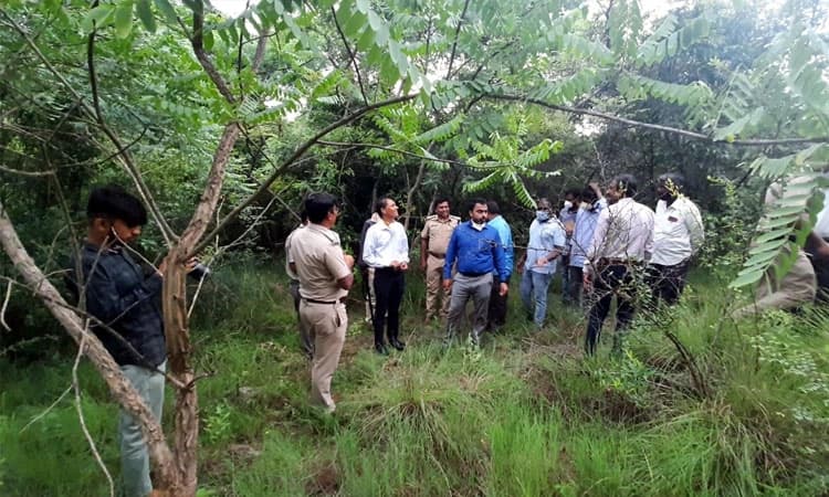 ಶ್ರೀಗಂಧ ಕಳ್ಳರ ಮೇಲೆ ಎನ್‌ಕೌಂಟರ್ : ಓರ್ವ ಸಾವು