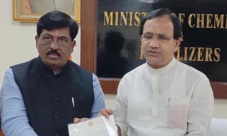 ಯಾದಗಿರಿಯ ಬಳಿ ವಿಶ್ವದರ್ಜೆ ‘ಔಷಧಿ ಪಾರ್ಕ್’ ನಿರ್ಮಾಣಕ್ಕೆ ಸಚಿವರಿಂದ ಮನವಿ  