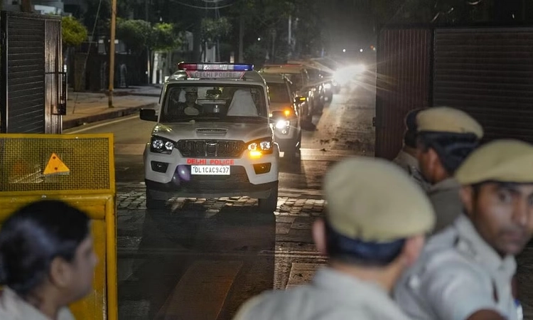 Security beefed up near BJP headquarters as AAP workers to hit roads against Kejriwal’s arrest