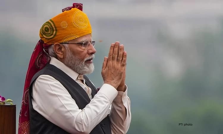 PM Modi contributes Rs 2,000 to BJP for building &#8216;Viksit Bharat&#8217;