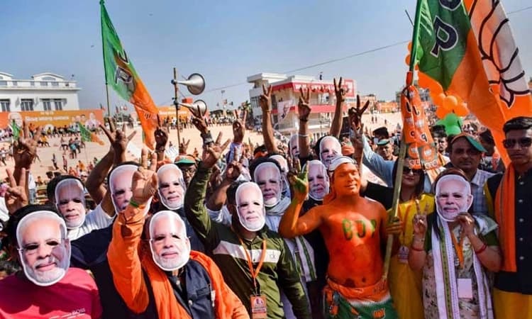 LS Polls: Modi to fight again from Varanasi; 34 ministers in BJP&#8217;s first list of 195 candidates