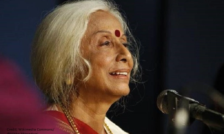 Renowned classical singer Prabha Atre, doyen of Kirana Gharana, dies at 92