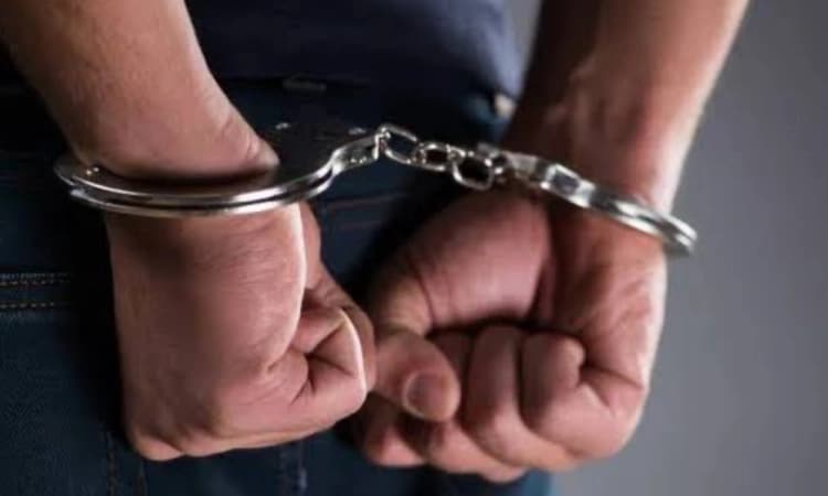 School teacher arrested for being Maoist ‘supporter’ in Chhattisgarh; villagers stage protest