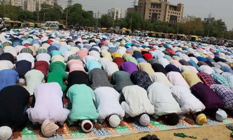 Hindu sisters donate land to Eidgah “to fulfil father’s last wish”