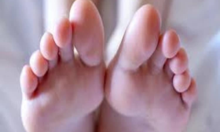 What is toe jam? From harmless gunk to a feast for bugs