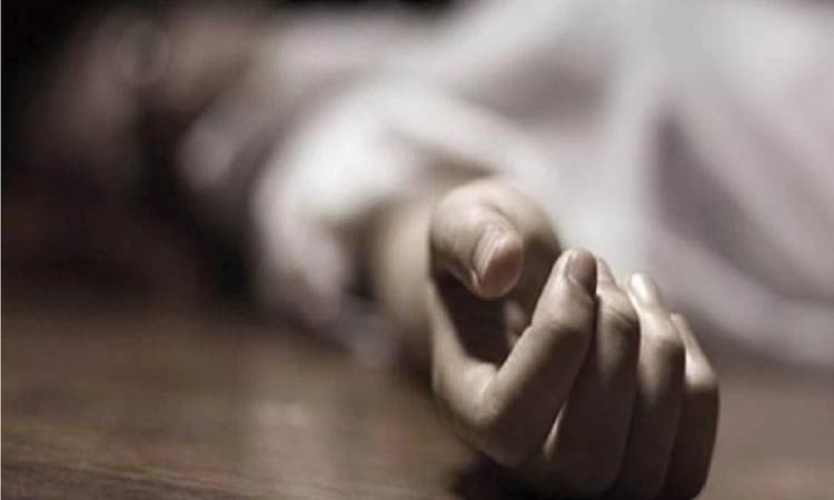 Teenage girl writes poems on death, hangs self at her Nagpur home