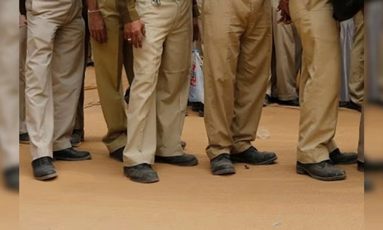 Loud blast heard in Delhi’s Rohini; fire trucks, bomb squad, police rush to spot