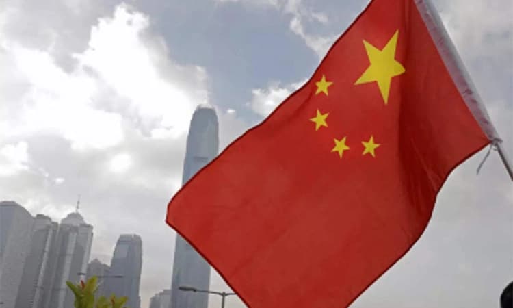 Study warns China of ‘colossal outbreak’ of COVID-19 if it opens up