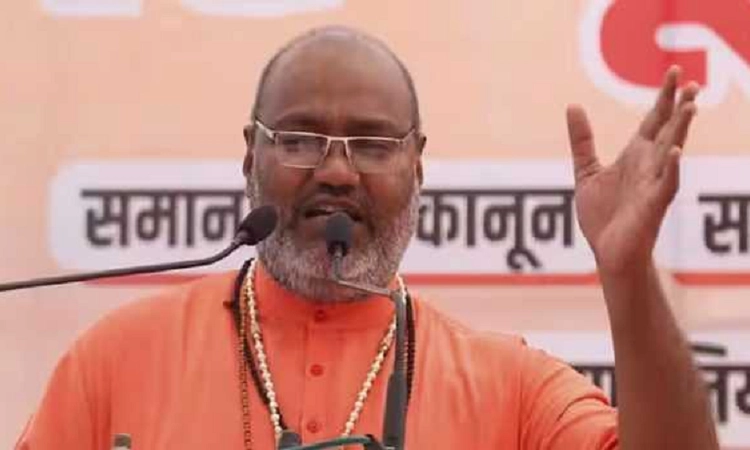 Narsinghanand detained, claims aide; Security stepped up at Dasna temple after protest against his remarks