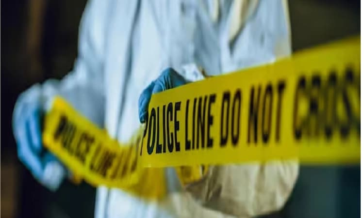 Hassan: Constable stabs wife to death at SP office premises amid domestic dispute