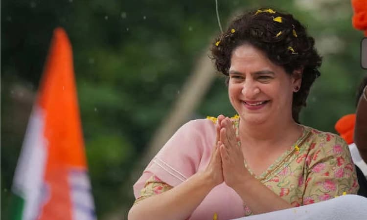 Priyanka Gandhi applauds Kishori Lal Sharma&#8217;s nomination from Amethi