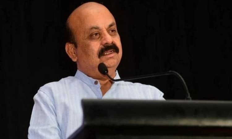 CM Bommai threatens retaliatory measure if Maharashtra does not withdraw its health insurance scheme in State villages