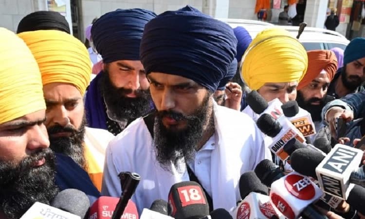 Punjab Police cracks down against radical preacher Amritpal Singh