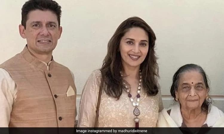 Madhuri Dixit’s mother Snehalata Dikshit dies at 90