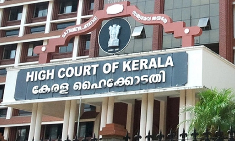 Kochi, a gas chamber due to smoke from Brahmapuram waste plant fire: Kerala HC