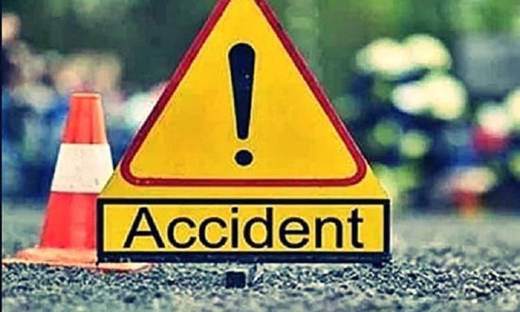 Five killed, three injured in crash on Lucknow-Agra Expressway