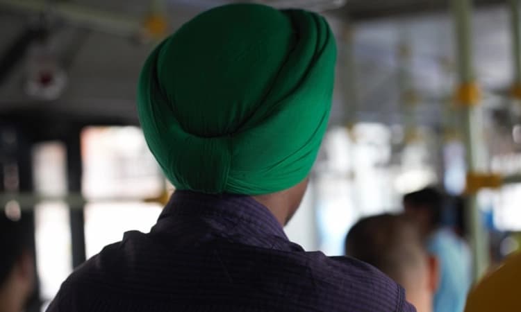 US Marines must allow Sikh recruits with beards, turbans: US court orders