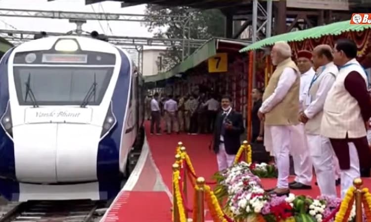 PM flags off south India’s first Vande Bharat Express in Bengaluru