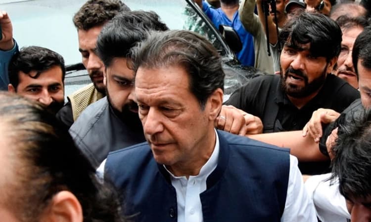 Pak court grants interim bail to Imran Khan in false affidavits case