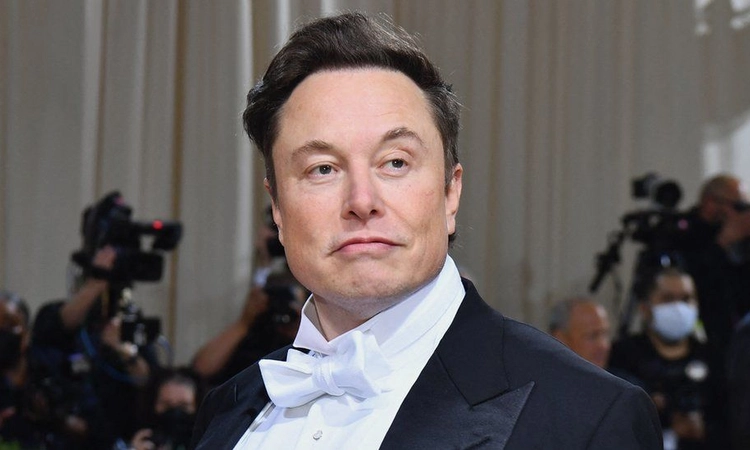 Musk has a ‘super app’ plan for Twitter. It’s super vague