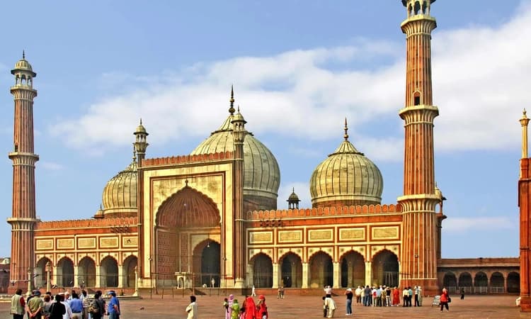 PTI fact check: Delhi’s Jama Masjid is not the largest mosque in India, say historians
