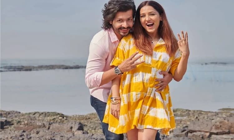 Neeti Mohan, Nihaar Pandya welcome first child
