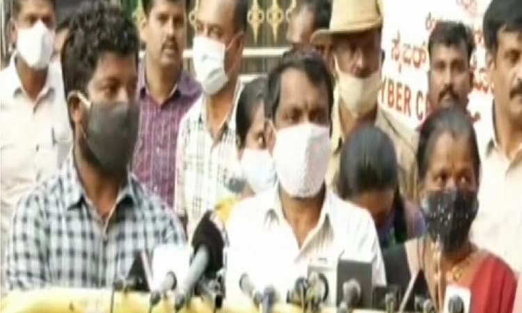 Sex Scandal: Woman&#8217;s family continue to blame Shivakumar, says she is under lot of pressure