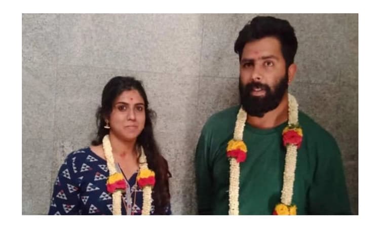 Chaitra Kotoor marriage: Couple steps into the police station