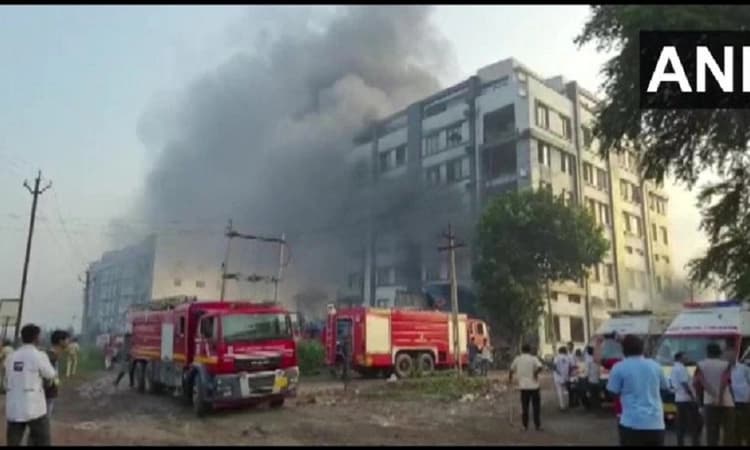 Guj: 2 killed in fire in Surat packaging unit; over 70 rescued