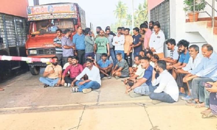 Kota: Protest erupts over toll fee imposed on local commercial vehicles at Sasthan Toll Plaza