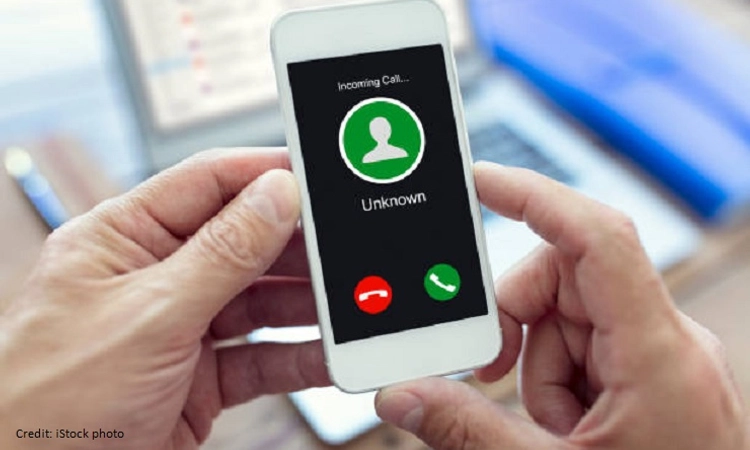 Man arrested for false bomb alert on flight turns out to be IB officer