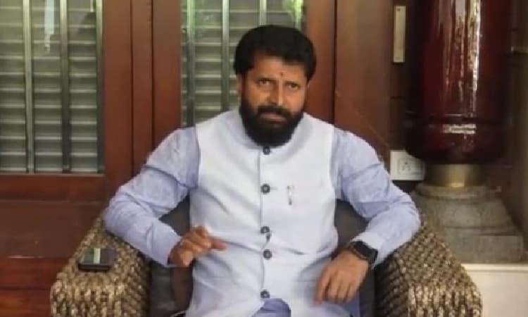 BJP&#8217;s CT Ravi loses Chikkamagaluru to former aide HD Thammaiah