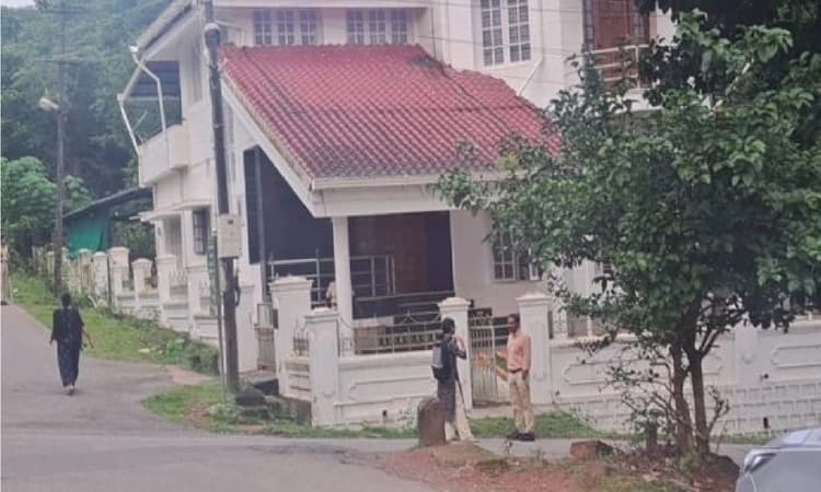 ED conducts operation in Tirthahalli; Cong leader, DCC Bank Chairman Manjunath Gowda’s residence raided