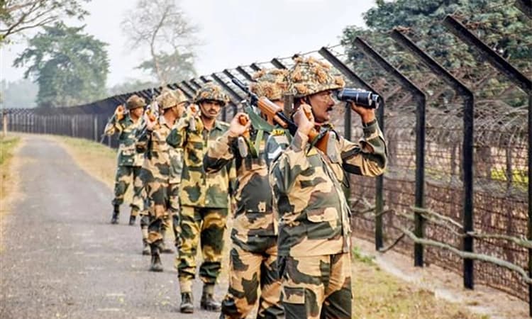 BSF personnel open fire at flying object in J-K&#8217;s Arnia