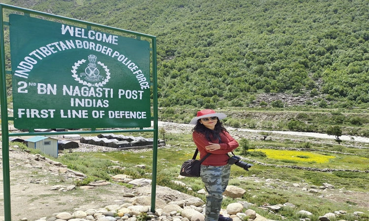 Former KBC contestant Dr. Deepa Sharma’s  tweet just 25 mins before being hit by boulders goes viral