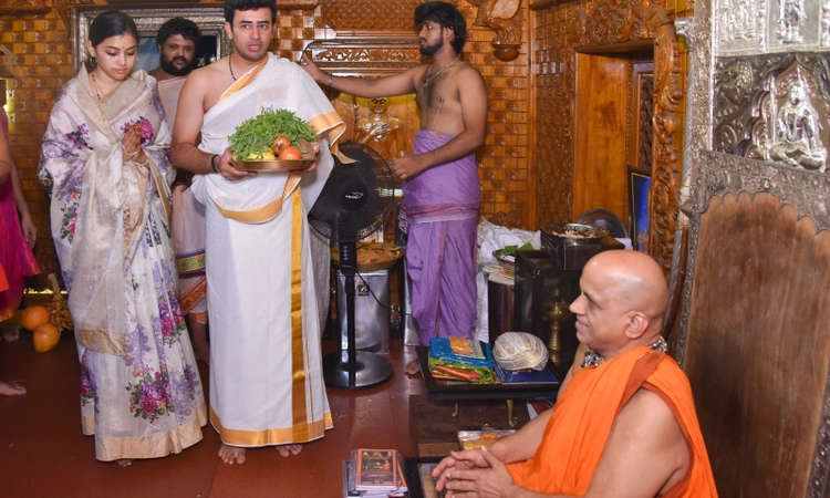 MP Tejasvi Surya visits Udupi Sri Krishna Math with family