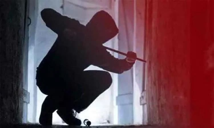 Daylight burglary in Neriya: Gold worth Rs 3.12 lakh stolen