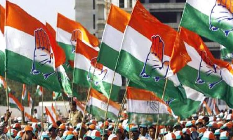 Congress govt in Karnataka united, says AICC general secy Surjewala