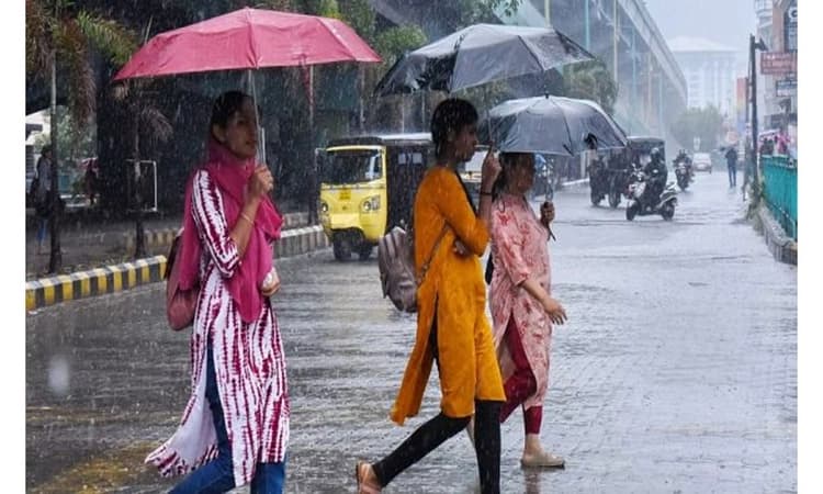 Low pressure likely to intensify into depression, red alert sounded for 6 Andhra Pradesh districts