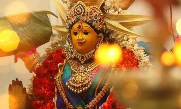Varamahalakshmi Festival celebrated with traditional fervour across state; Markets abuzz, Prices soar